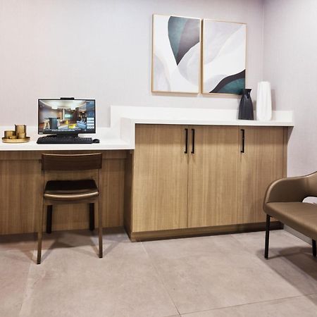 Springhill Suites Birmingham Colonnade Εξωτερικό φωτογραφία