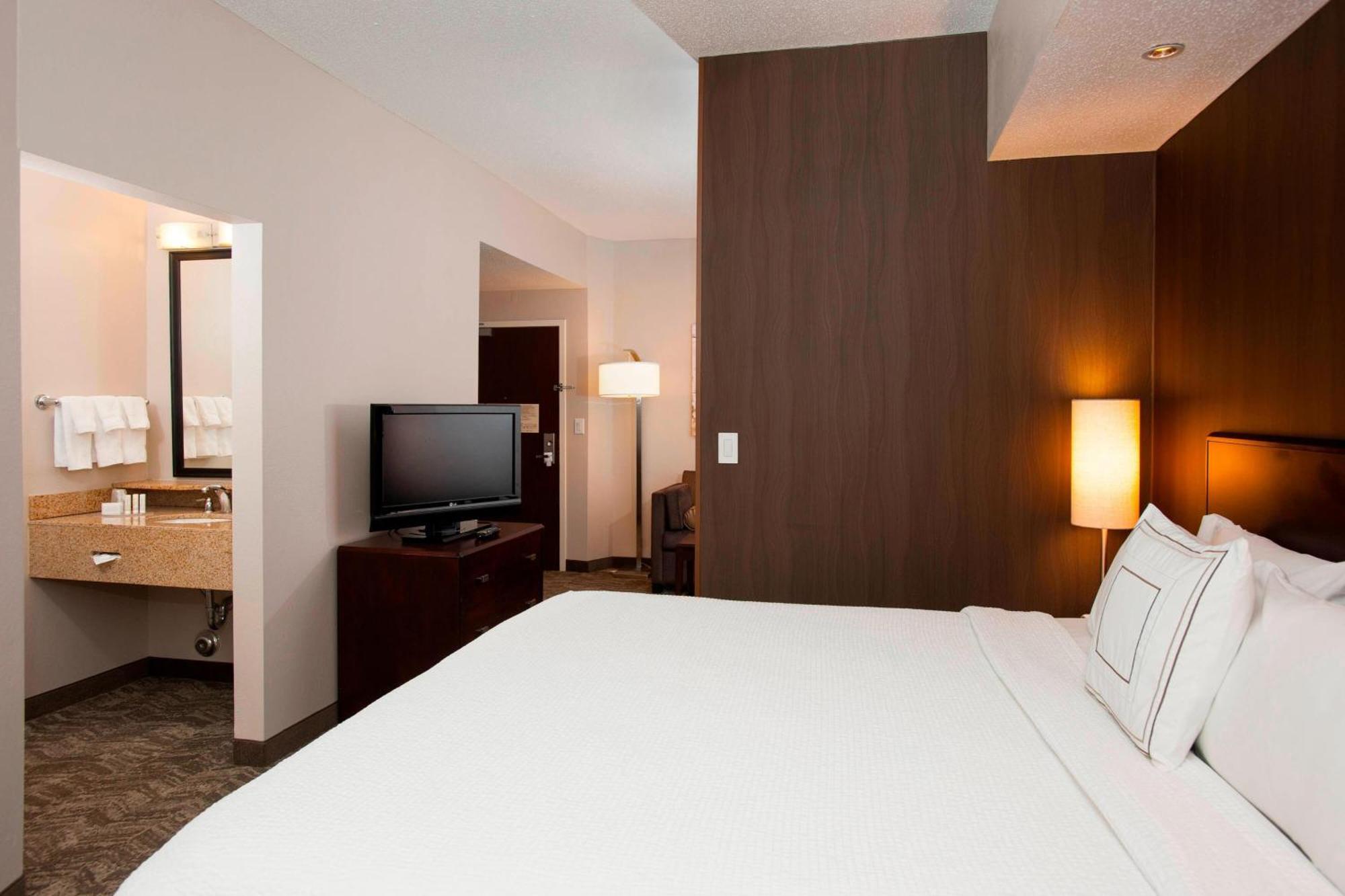 Springhill Suites Birmingham Colonnade Εξωτερικό φωτογραφία