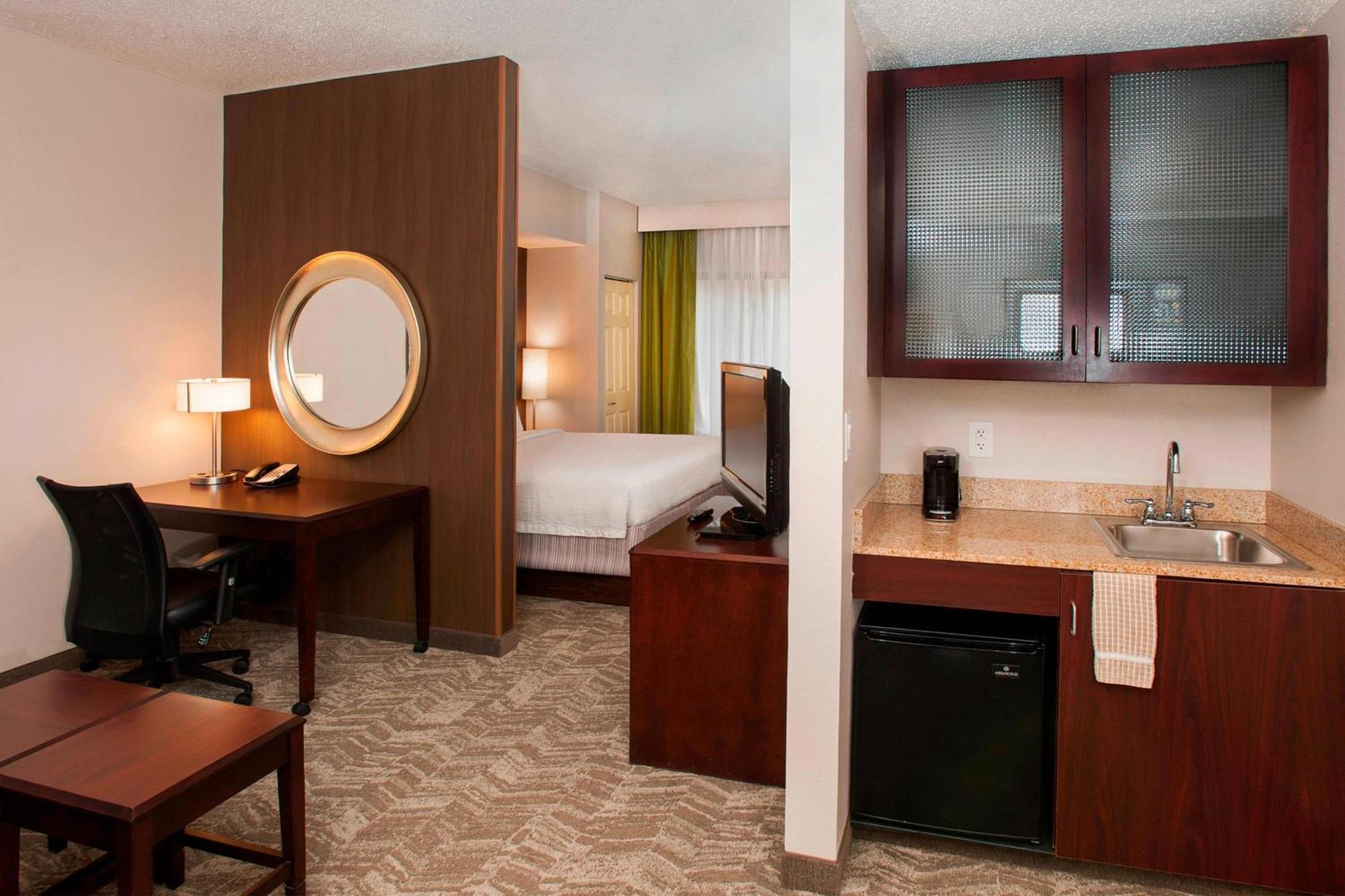 Springhill Suites Birmingham Colonnade Εξωτερικό φωτογραφία
