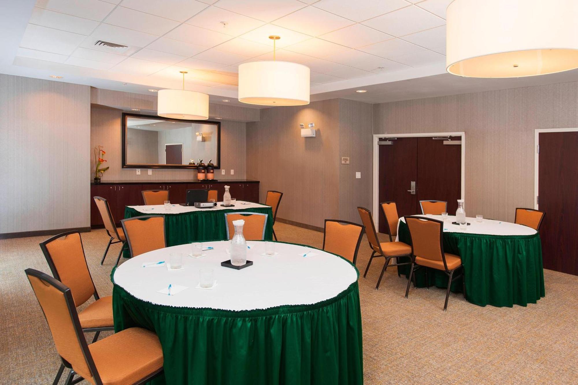 Springhill Suites Birmingham Colonnade Εξωτερικό φωτογραφία